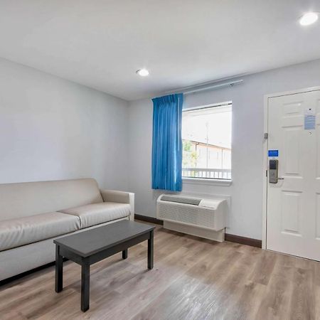 Motel 6-Sulphur, La エクステリア 写真